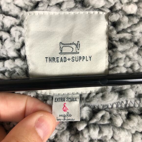 Thread & Supply Womens Vest Charcoal Fleece Sherpa Sleeveless Full Zip XS - Picture 6 of 10